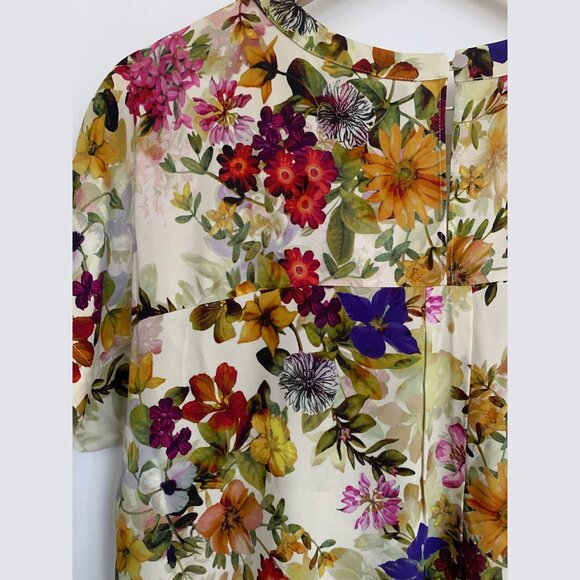 Banana Republic Machine Washable Stretch Silk Floral Crew - Picture 4 of 13